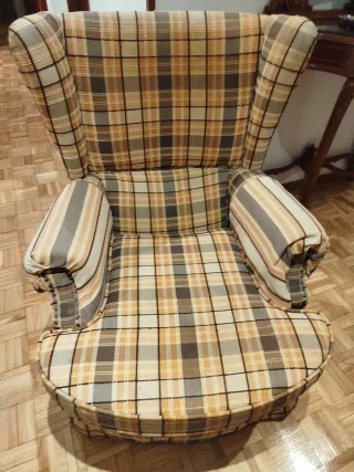 Sillón moderno tela poco usado