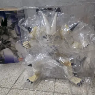 Figura Acción Dragon Ball Super Omega