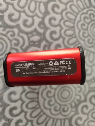 Compresor de aire fumpa pequeño rojo