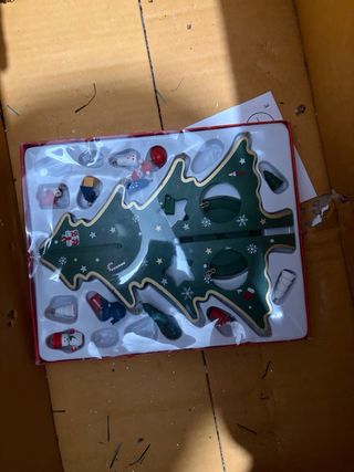 Árbol de Navidad 150cm con bolas, base y luces