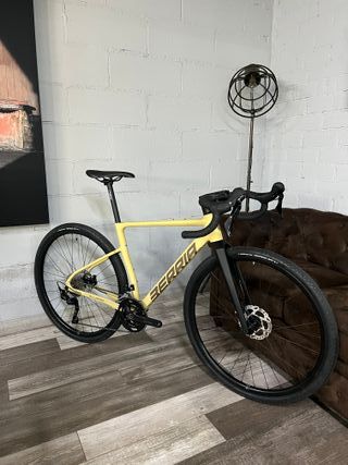 BERRIA ALLROAD ADV GRX 400 2026