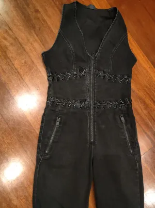 Mono vaquero negro con cordones