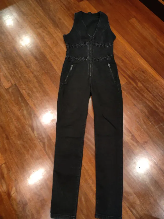 Mono vaquero negro con cordones