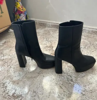 Botas altas negras con plataformas