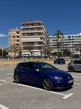 Volkswagen Golf R300 dsg