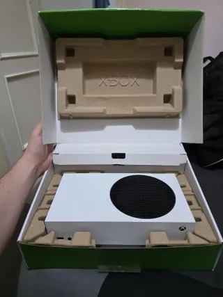 Xbox Series S Negra + Accesorios