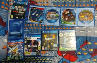 PS4 (PlayStation 4) + Giochi + Controller