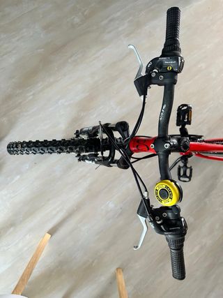 Bicicleta MTB Roja Shimano