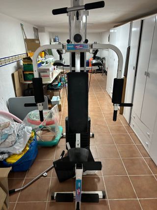 Máquina de gimnasio multifunción