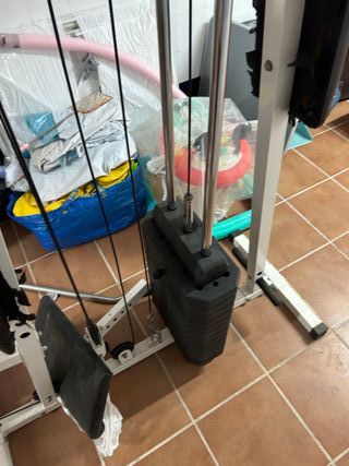 Máquina de gimnasio multifunción