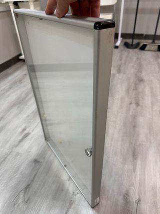 Vitrina / Caja Anuncios Puerta Transparente