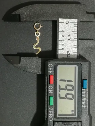 Colgante serpiente oro 18k