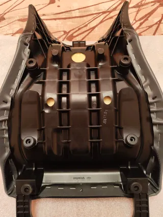 Asiento Honda NT 1100 2025 Nuevo.