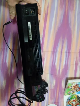 PlayStation 3 con controller e giochi formattata