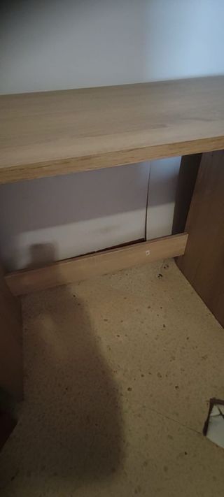 Sedia da ufficio ergonomica blu e nera