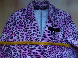 Chaqueta Estampado Leopardo Rosa