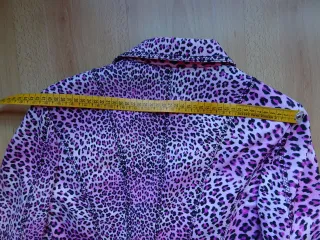 Chaqueta Estampado Leopardo Rosa
