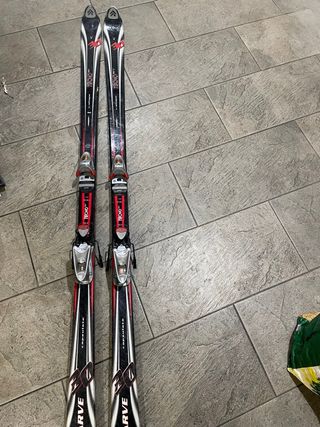 Sky Tecno Pro con fijaciones Rossignol R19AT 178cm