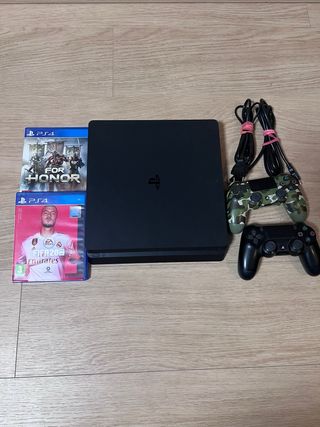 PS4 (PlayStation 4) Negra + 2 Juegos + Mandos