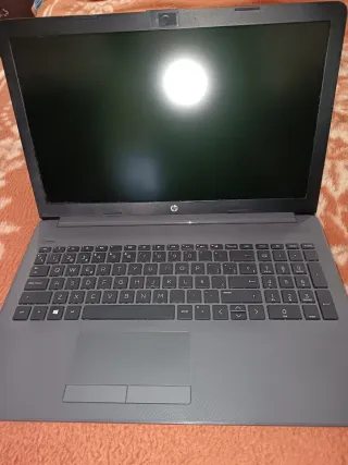 Ordenador Portátil HP Gris 15 Windows 11 256 GB