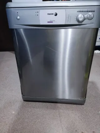 Lavavajillas Fagor 1VF-03SX