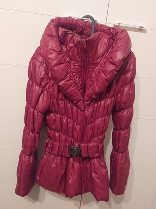 Plumifero mujer burdeos