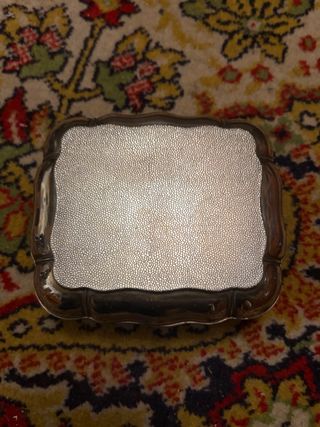 Caja de joyería antigua plateada