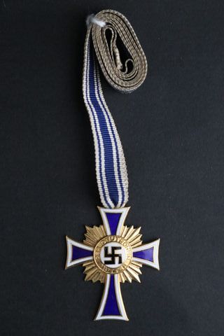 Medalla Cruz de Honor Madre Alemana (1a - oro).