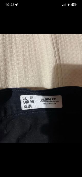 Pantalón corto negro denim