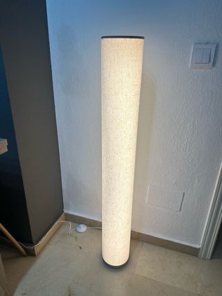 Lámpara de pie tela y madera