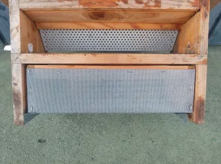 Cazapolens con rejilla abatible