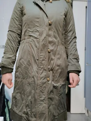 Abrigo Carolina Herrera Verde Oliva