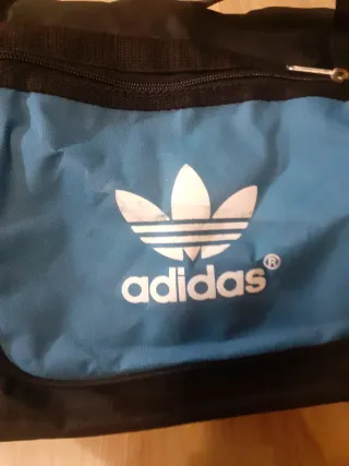 Borsone Adidas nero e turchese