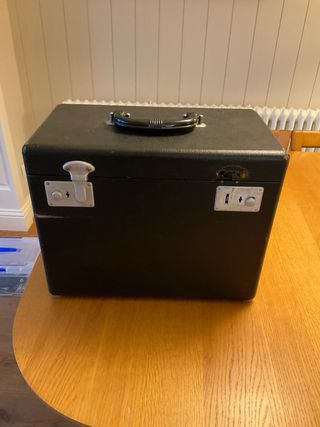 Máquina de coser Singer Featherweight 221