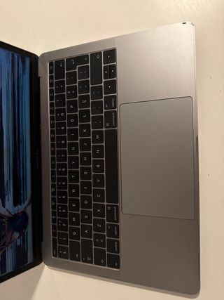 MAC BOOK PRO 13’ Portátil Apple Gris Espacial