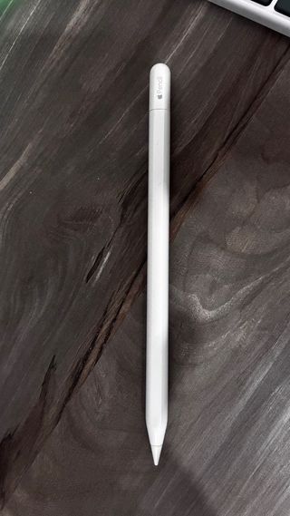 iPad 10ª Gen 64GB Gris con lapiz, teclado y funda