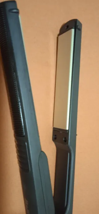 Plancha Pelo Babyliss Ceramic Nano (28 cm.)