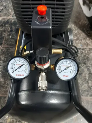 COMPRESOR DE AIRE 50LITROS 2HP