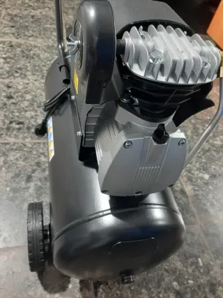 COMPRESOR DE AIRE 50LITROS 2HP