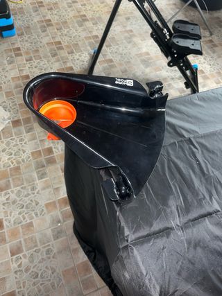 Accessorio per trasformare un tavolo in un tavolo da biliardo