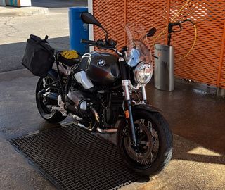 Cupula y Soporte GPS UnitGarage BMW R nineT