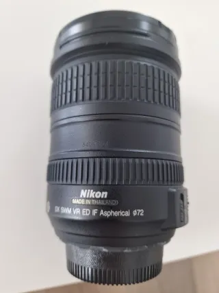 Cámara Nikon D60 + 2 objetivos + accesorios