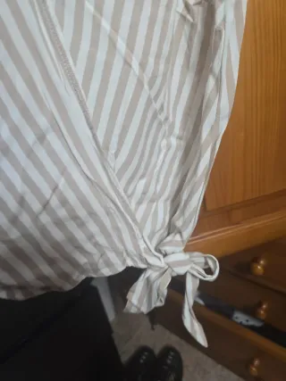 Blusa Stradivarius Talla XS Rayas Beige/Blanco