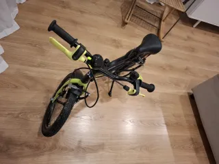 Bicicleta infantil BTWIN 16 negra