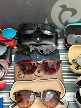 Lote 17 gafas de sol para mujer