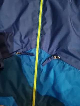 Chaqueta de nieve azul