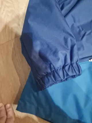 Chaqueta de nieve azul