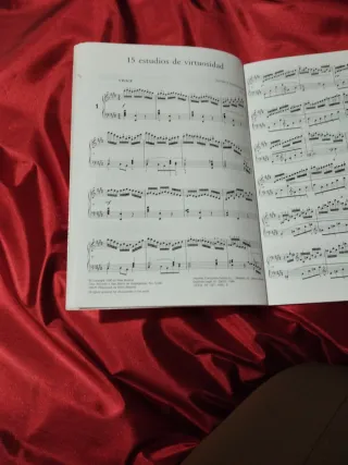 Libro de Piano Moszkowski Estudios Virtuosismo