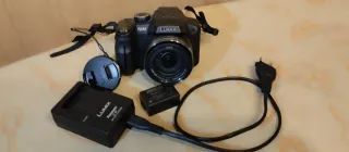 Cámara Panasonic DMC-FZ45 con cargador