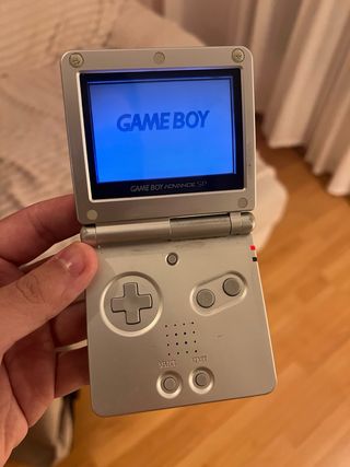 Nintendo Game Boy Advance SP Plata